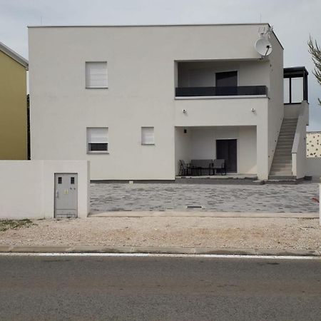 B&L Apartments Vir Zewnętrze zdjęcie